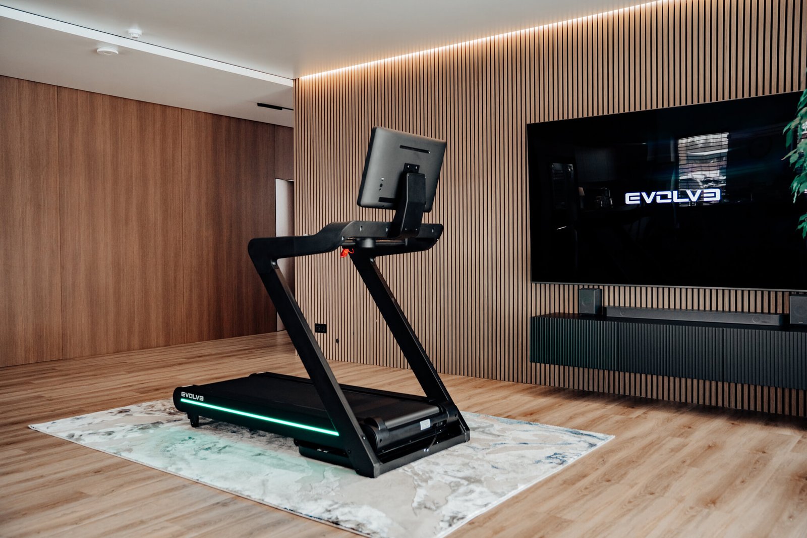 Evolve løbebånd med konsol 300 LED