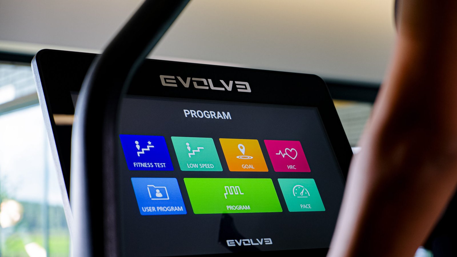 Evolve loopband met 21,5'' console en helling 48% (225-TFT)